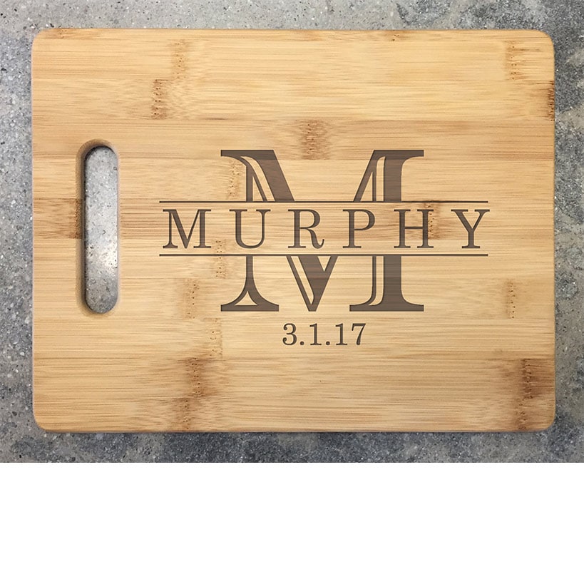 Bamboo_Cutting_Board_Monogram_2127685_zm_3fbe4b5c-a5c1-4a38-96e2-3f61ea9e3462