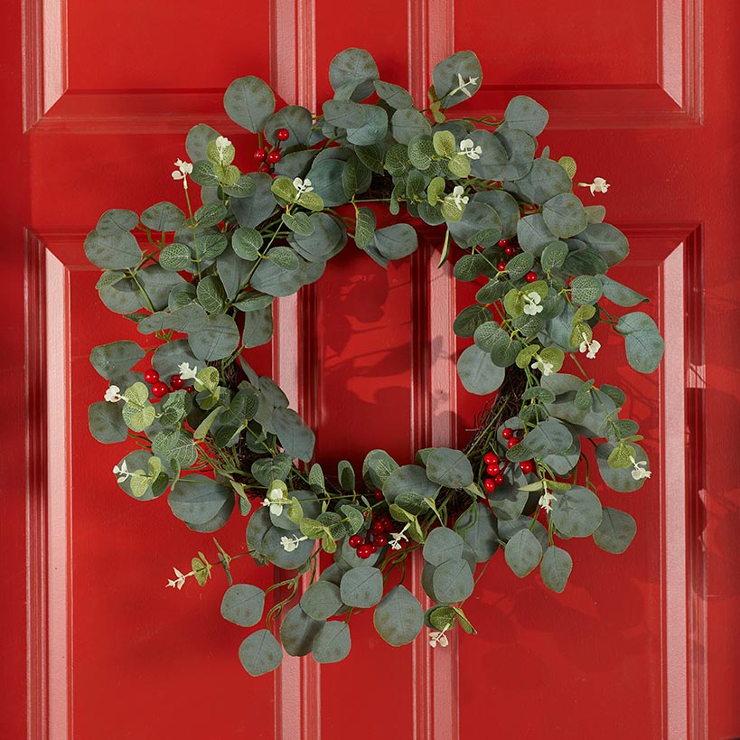 Christmas_Delight_Wreath_Christmas_Delight_Wreath_2132427_zm1_34887d16-d641-414d-9d7f-f222017a91ad